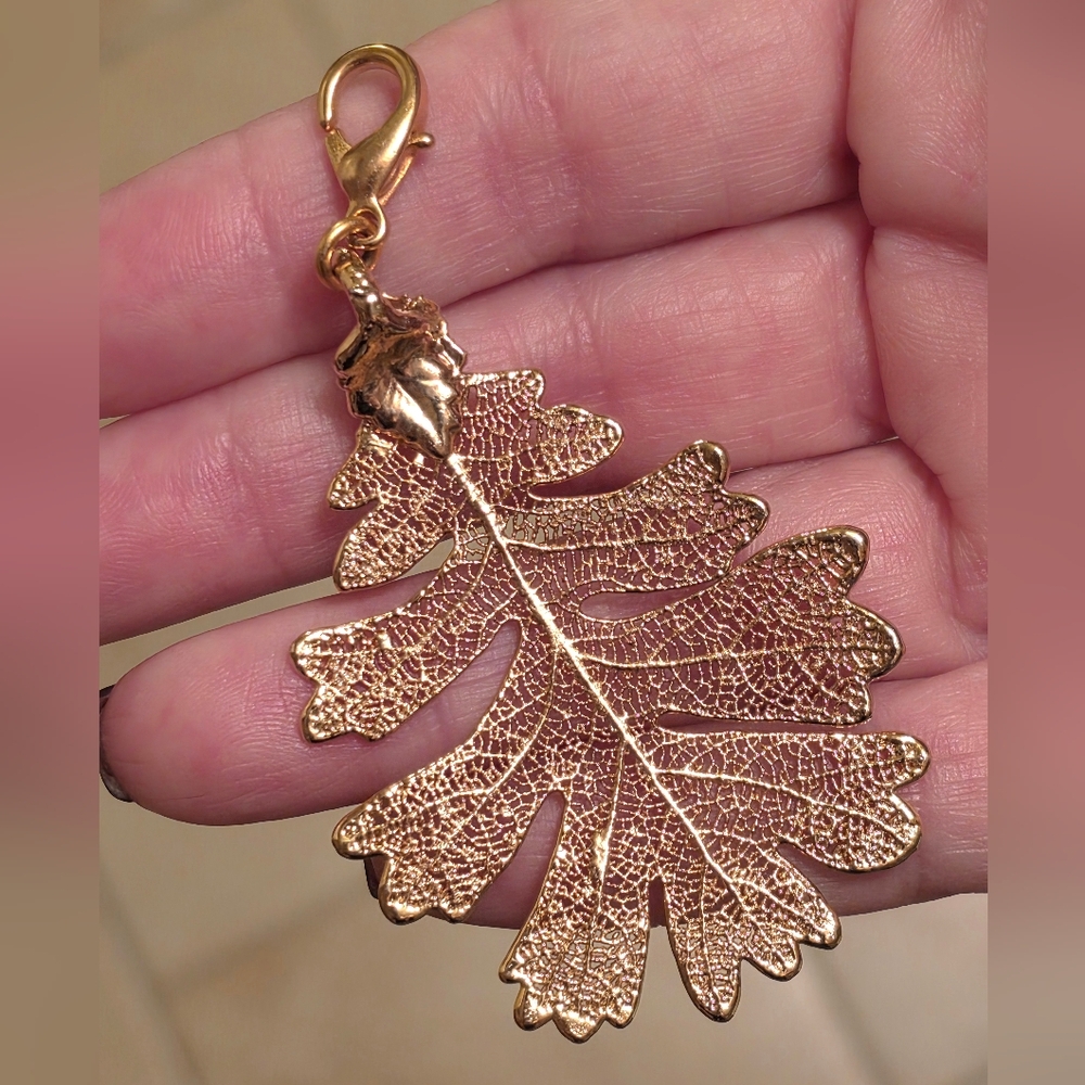 Anthropologie Gold Tone Filigree Oak Leaf Charm